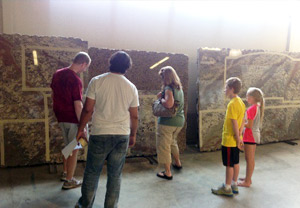 FamilySelecting-granite-countertops