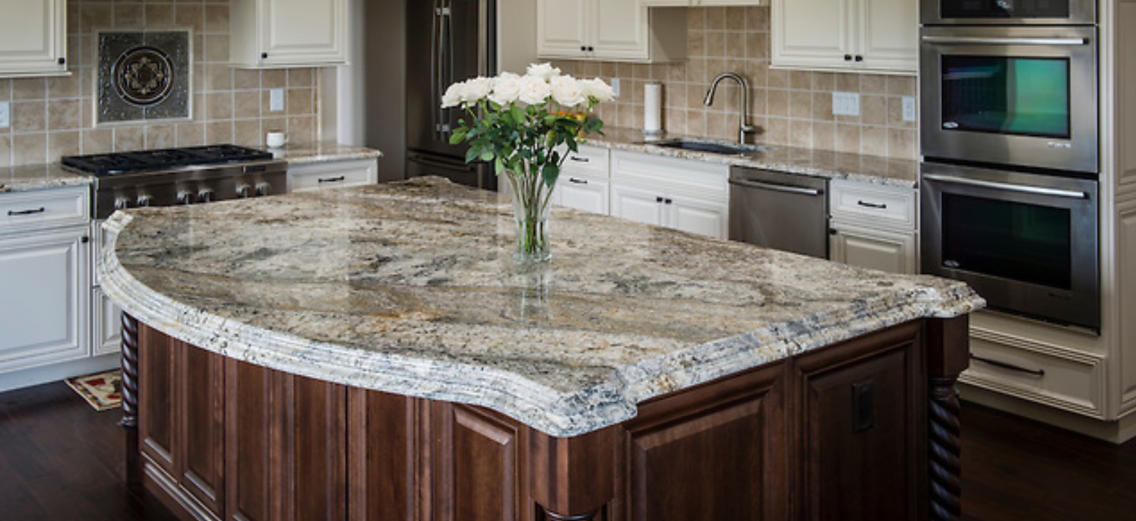How to Design the Perfect Island for Your Kitchen
