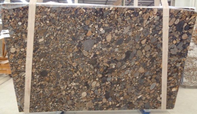 Black Marinace granite (Also known as Nero Marinache, Marinache Gold) 