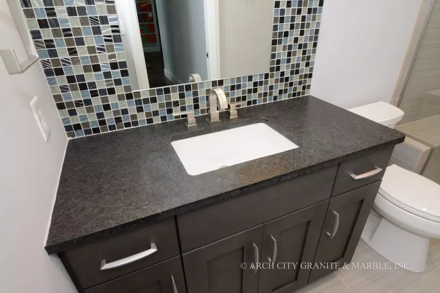 Bathroom Countertops Quartz Granite, Best Stone For Bathroom Countertops