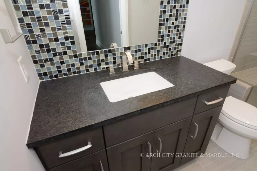 black marble bathroom countertops