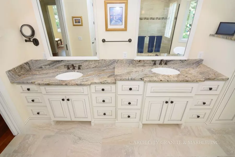 white marble countertops bathroom