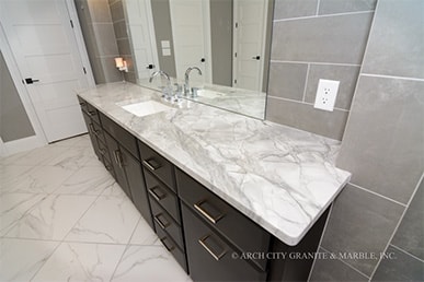 Bathroom Vanity Tops / Tub-Deck Surrounds