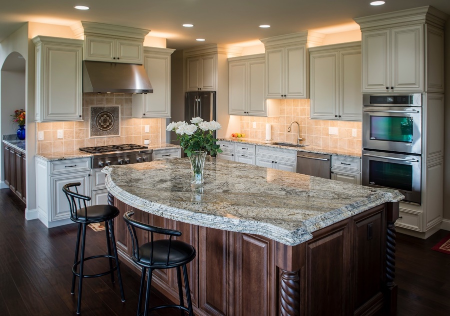 Kitchen in St.Louis with Granite Countertops