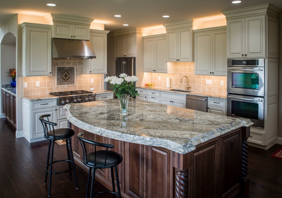Kitchen in St.Louis with Granite Countertops