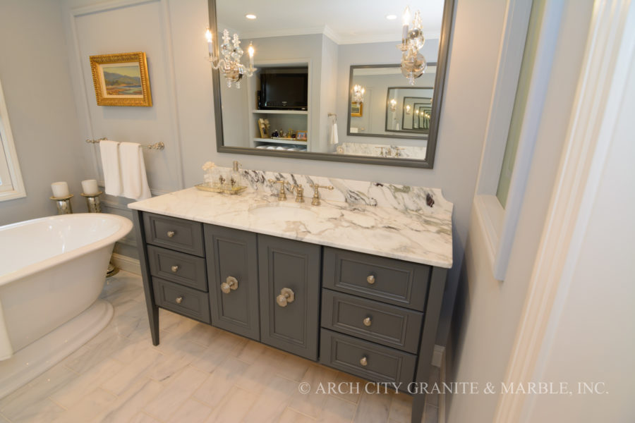 Quartz bathroom countertop