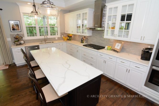Marble like Quartz Countertops are catching up fast with St. Louis home owners