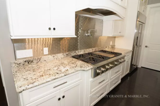 Color Granite Goes With White Cabinets, Blue Eyes Granite Countertops Kitchen Cabinets